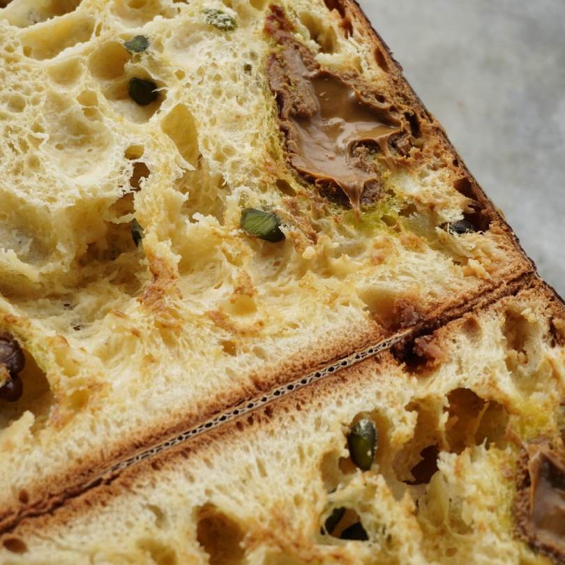 Panettone chocolate blanco y pistachos - Lluc Crusellas 800gr