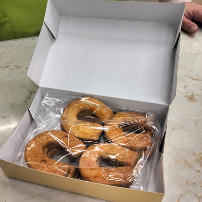 Caja con 24 galletas (herraduras) Conde Arnau de Salvat Pasteleria, 400 gr aprox